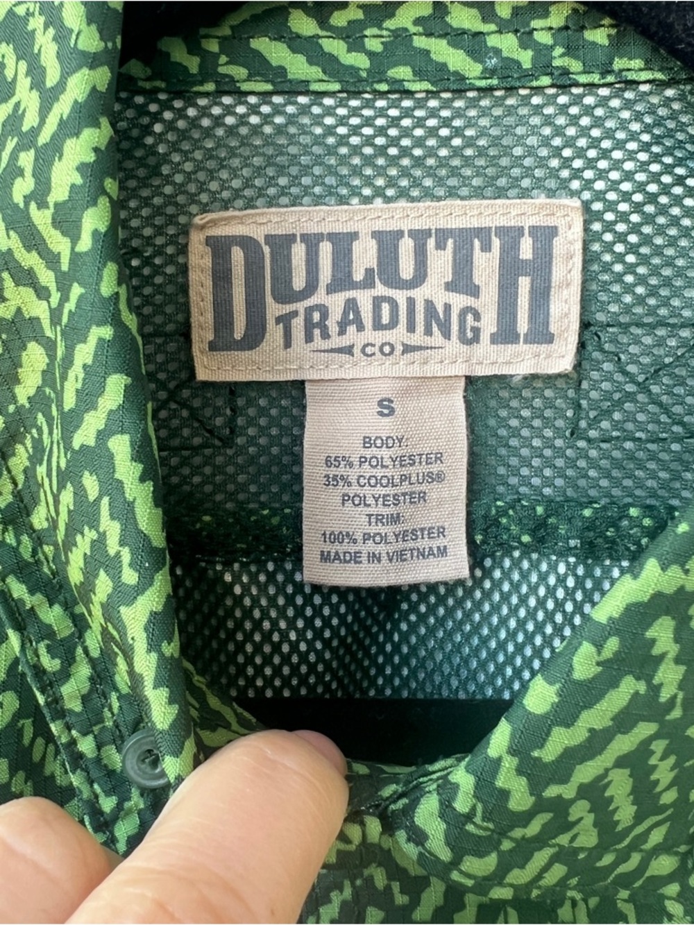 Duluth Trading Men's S Vented Outdoor Shirt Green Print Short Sleeve Button Down - Picture 4 of 13